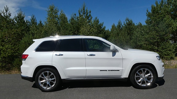 Jeep Grand Cherokee 2 of 27