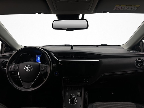 Toyota Auris 15 of 30