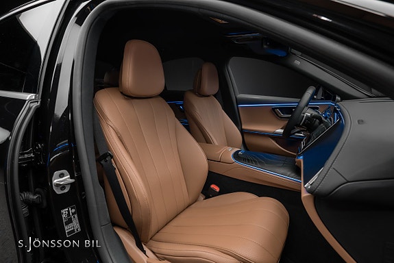 Mercedes-Benz E400 e 15 of 20