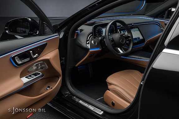 Mercedes-Benz E400 e 8 of 20