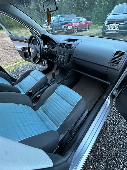 Volkswagen Polo 6 of 8