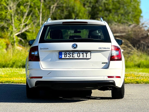 Skoda Octavia 5 of 16