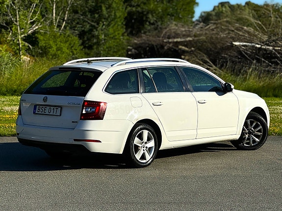Skoda Octavia 6 of 16