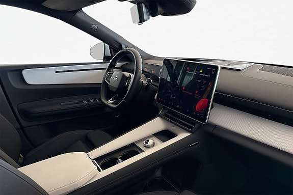 Polestar 4 14 of 30
