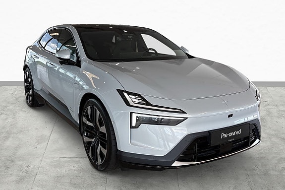 Polestar 4 10 of 30