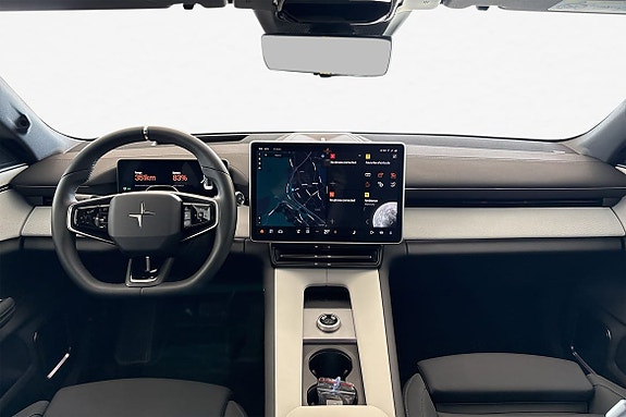 Polestar 4 13 of 30
