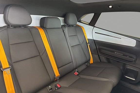 Polestar 4 15 of 30