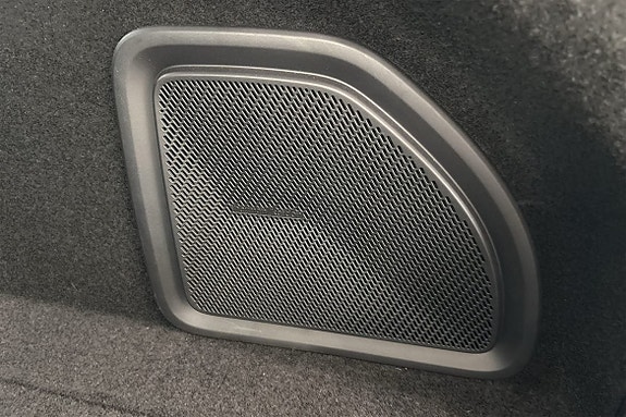 Polestar 4 17 of 30