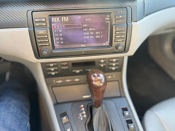 BMW 330i 9 of 9