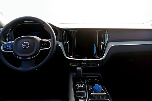 Volvo V60 4 of 5
