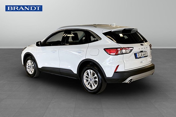 Ford Kuga 2 of 5
