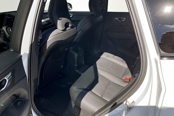 Volvo XC60 8 of 9