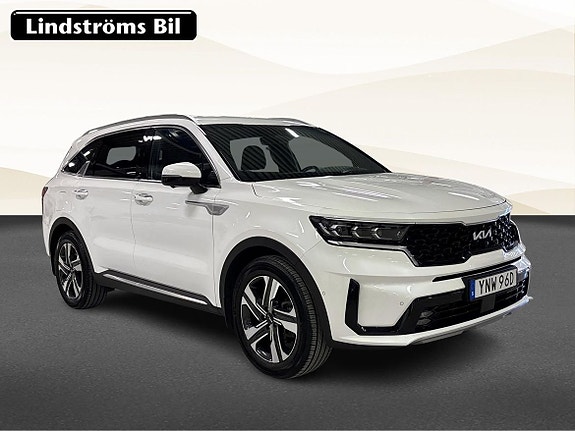 Kia Sorento 3 of 5