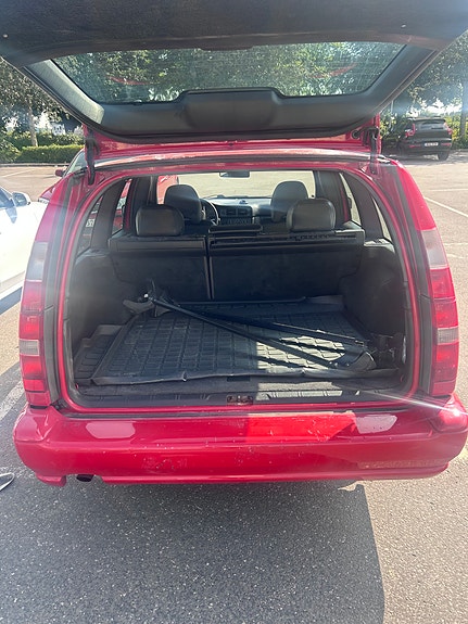 Volvo V70 9 of 12