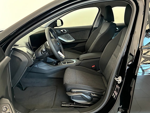 BMW 120 5 of 14