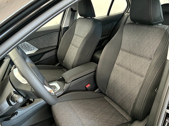 BMW 120 6 of 14