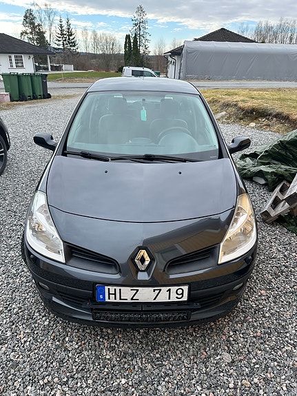 Renault Clio 3 of 5