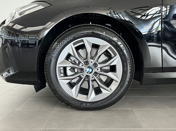 BMW 120 4 of 14