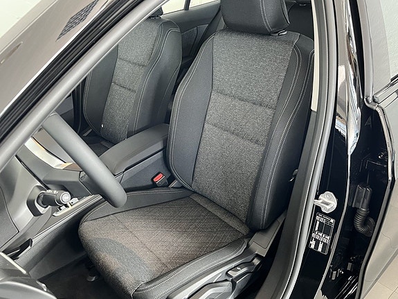 BMW 120 6 of 14