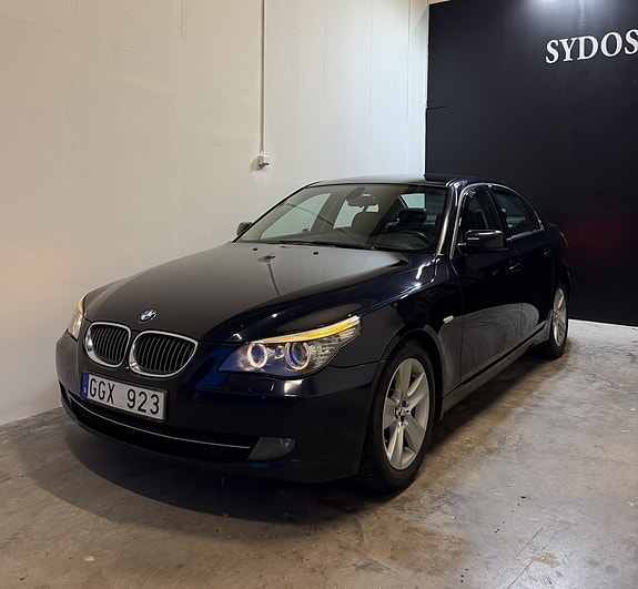 BMW 525 2 of 9