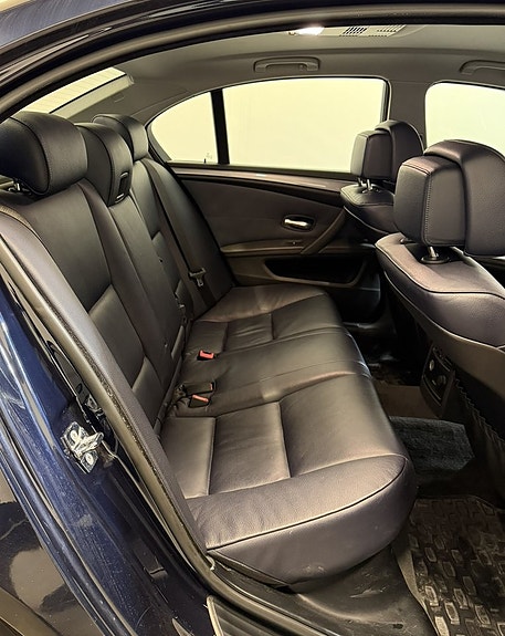 BMW 525 8 of 9