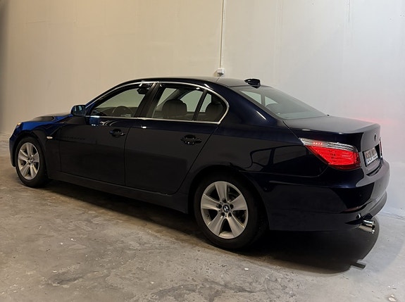BMW 525 3 of 9