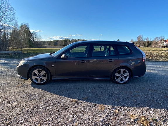 Saab 9-3 3 of 4