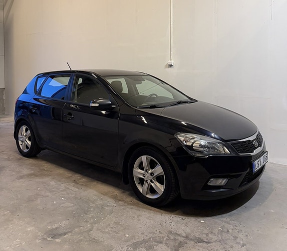 Kia Ceed 6 of 9