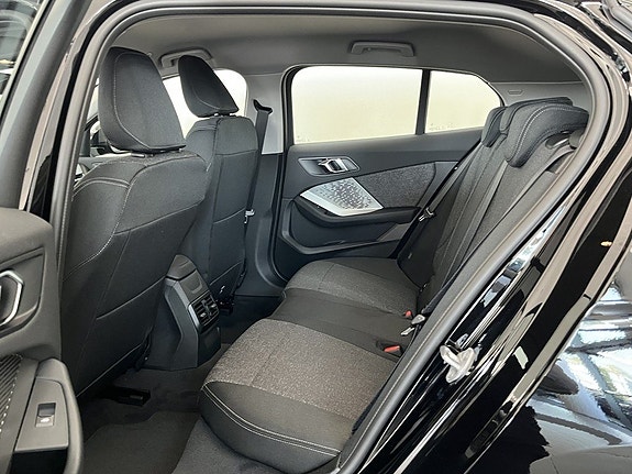 BMW 120 11 of 14