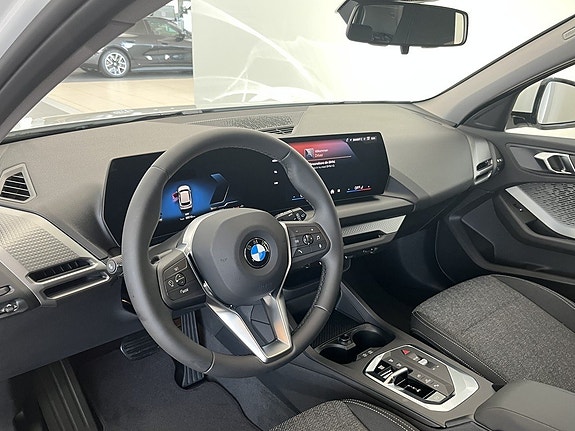 BMW 120 5 of 14