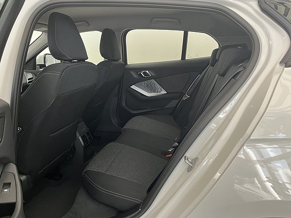 BMW 120 11 of 14