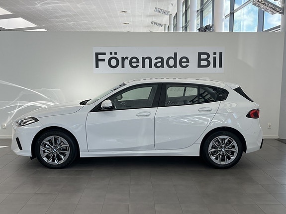 BMW 120 3 of 14