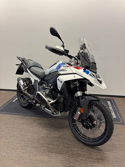 BMW R1300GS GS TROPHY ASA Automat Kampanj! Spara 23895:- Demo 2 of 4