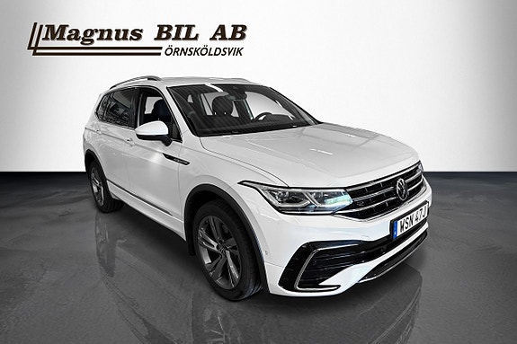 Volkswagen Tiguan Allspace 2 of 5