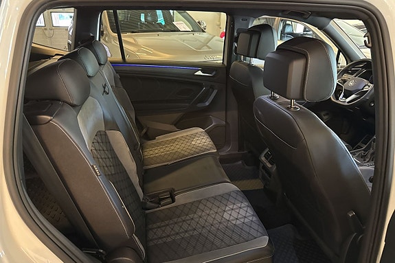 Volkswagen Tiguan Allspace 20 of 23