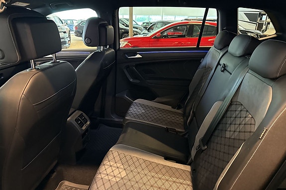 Volkswagen Tiguan Allspace 19 of 23