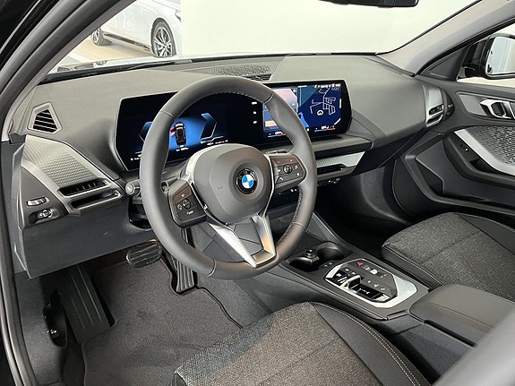 BMW 120 6 of 14