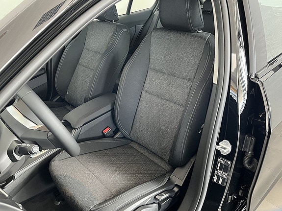 BMW 120 7 of 14