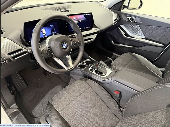 BMW 120 3 of 5