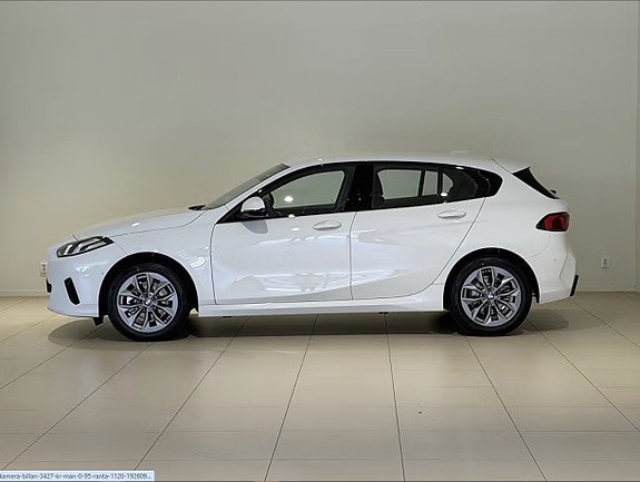 BMW 120 2 of 5