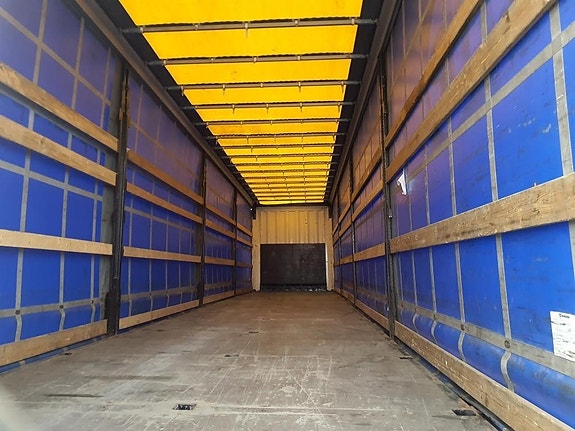 Krone Trailer Curtainsider Lifting + Sliding Roof Mega 3 of 4