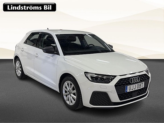 Audi A1 3 of 5