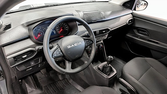 Dacia Sandero 14 of 17