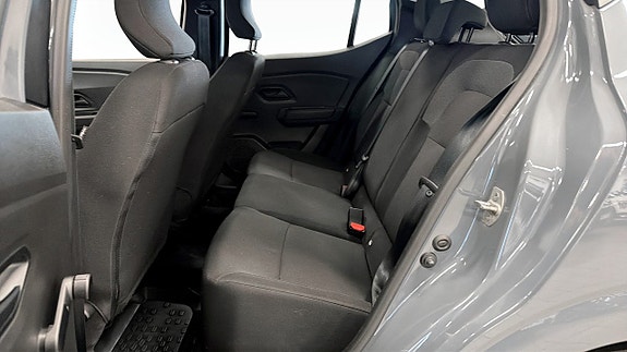 Dacia Sandero 10 of 17