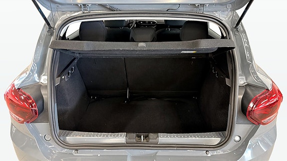 Dacia Sandero 9 of 17