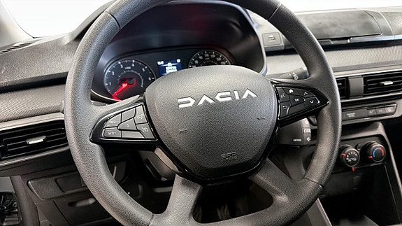 Dacia Sandero 13 of 17