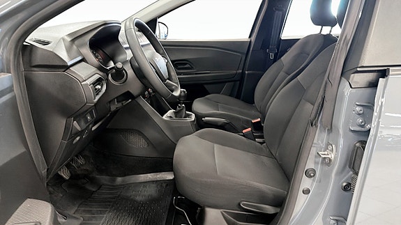 Dacia Sandero 11 of 17