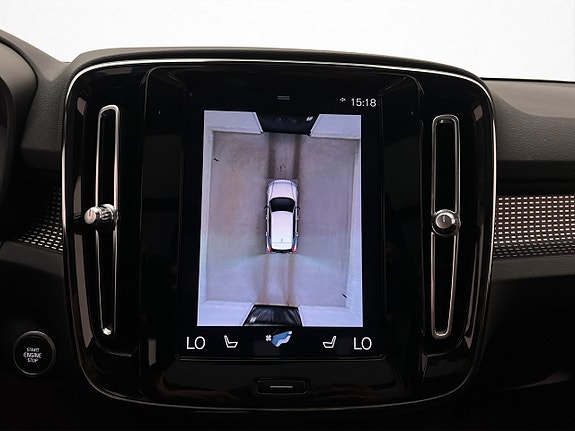 Volvo XC40 20 of 30