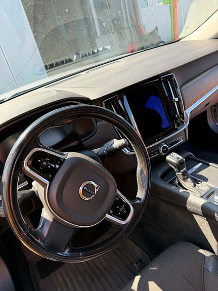 Volvo V90 Cross Country 4 of 4