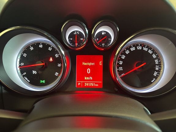 Opel Astra 15 of 23